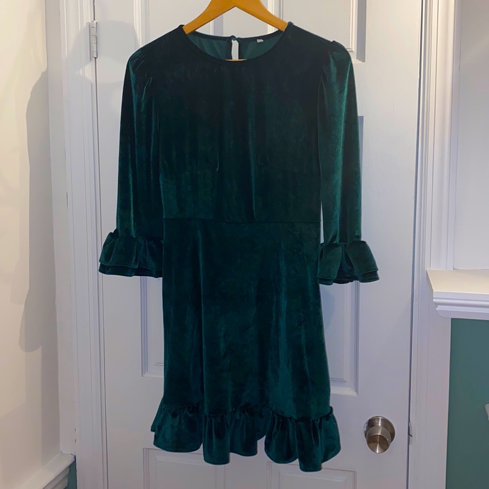 Velvet green peplum mini dress